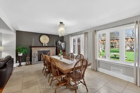 34 Edgar Avenue Richmond Hill ON L4C 6K4