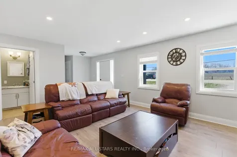 88 Victoria Road Georgina ON L0E 1N0