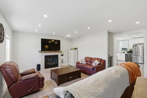 88 Victoria Road Georgina ON L0E 1N0