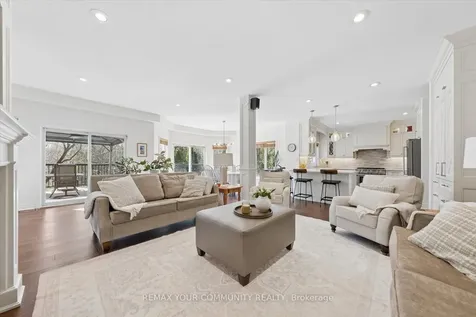 4 Marinucci Court Richmond Hill ON L4C 0M3