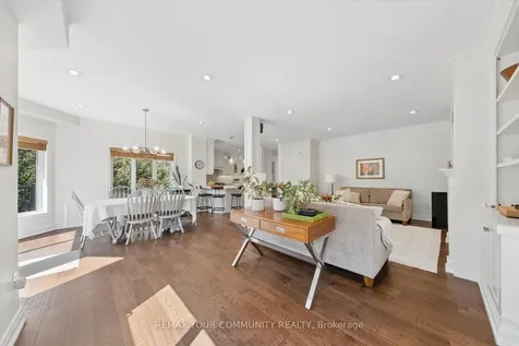 4 Marinucci Court Richmond Hill ON L4C 0M3