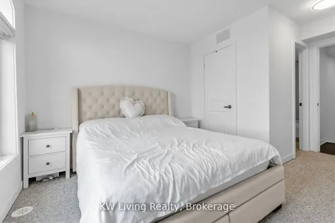334 John Davis Gate Whitchurch-stouffville ON L4A 1X1