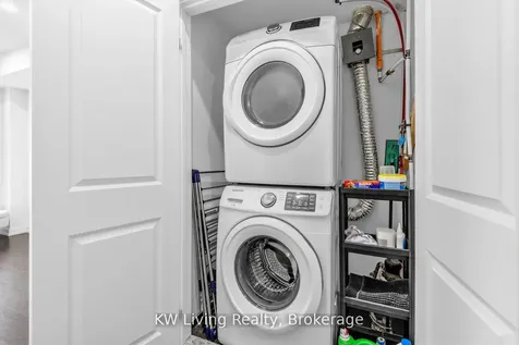 334 John Davis Gate Whitchurch-stouffville ON L4A 1X1
