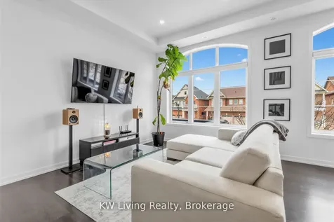 334 John Davis Gate Whitchurch-stouffville ON L4A 1X1