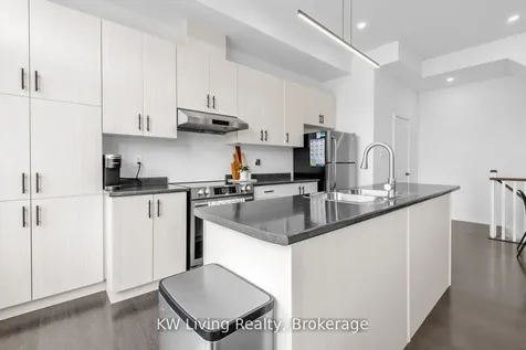 334 John Davis Gate Whitchurch-stouffville ON L4A 1X1
