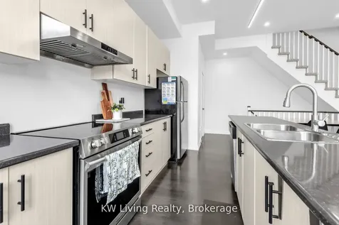 334 John Davis Gate Whitchurch-stouffville ON L4A 1X1