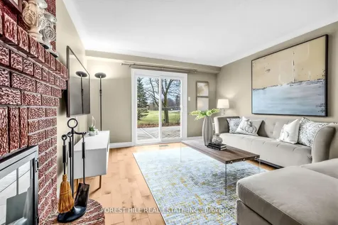 49 Seaton Drive Aurora ON L4G 3W9