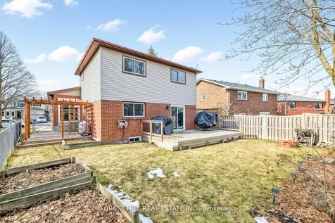 49 Seaton Drive Aurora ON L4G 3W9