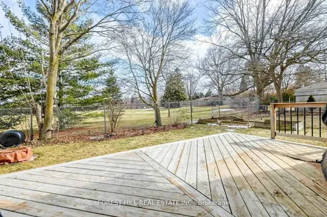 49 Seaton Drive Aurora ON L4G 3W9