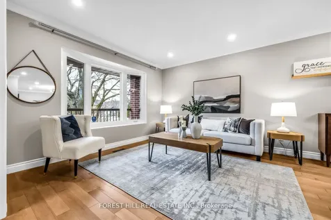 49 Seaton Drive Aurora ON L4G 3W9