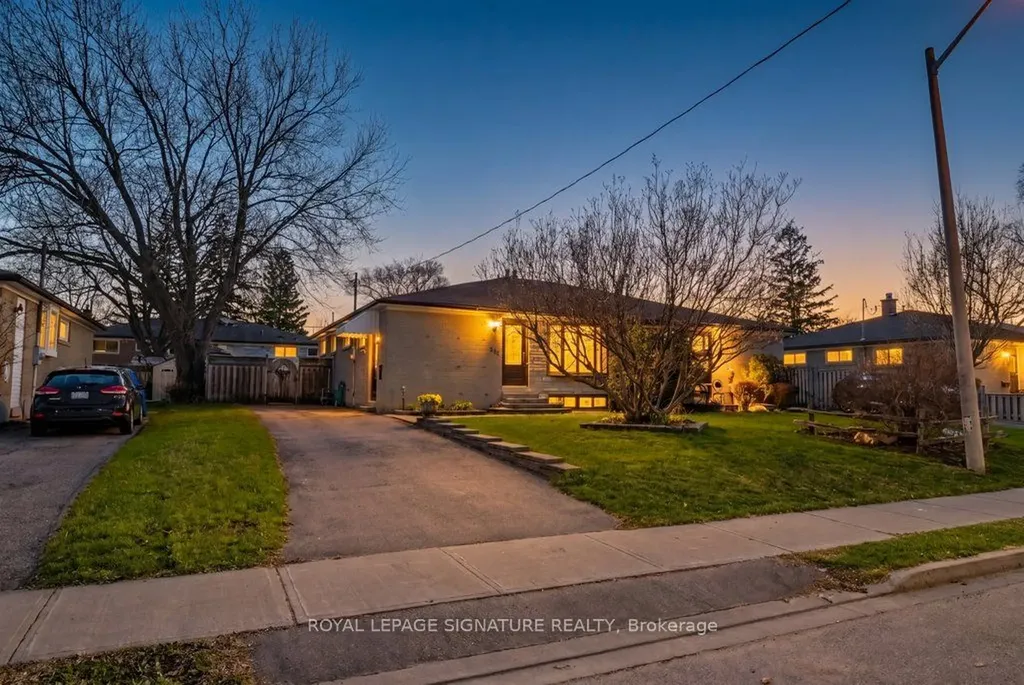 236 Ashlar Road Richmond Hill ON L4C 2W6