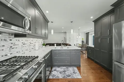 236 Ashlar Road Richmond Hill ON L4C 2W6