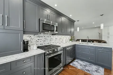 236 Ashlar Road Richmond Hill ON L4C 2W6