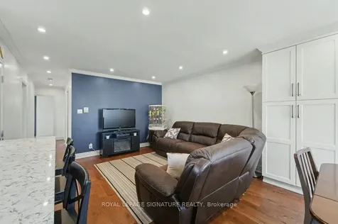 236 Ashlar Road Richmond Hill ON L4C 2W6