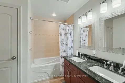 236 Ashlar Road Richmond Hill ON L4C 2W6
