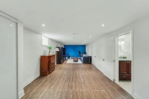 236 Ashlar Road Richmond Hill ON L4C 2W6