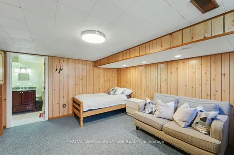 236 Ashlar Road Richmond Hill ON L4C 2W6