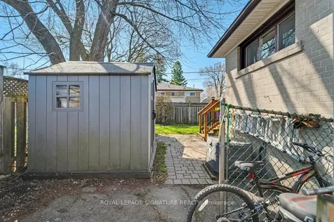 236 Ashlar Road Richmond Hill ON L4C 2W6