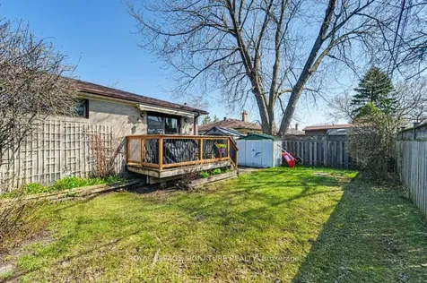 236 Ashlar Road Richmond Hill ON L4C 2W6