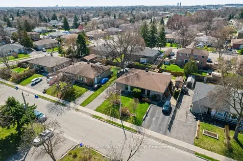 236 Ashlar Road Richmond Hill ON L4C 2W6