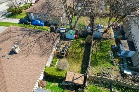 236 Ashlar Road Richmond Hill ON L4C 2W6