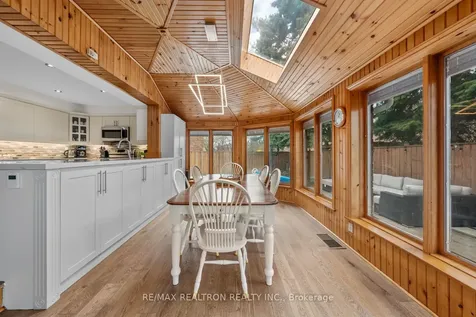 9 Whittington Court Markham ON L3T 7C5