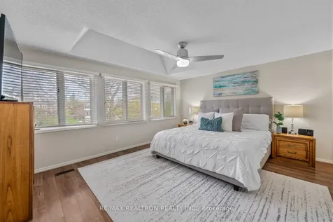 9 Whittington Court Markham ON L3T 7C5