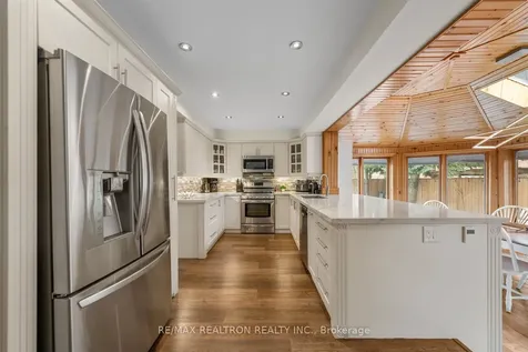 9 Whittington Court Markham ON L3T 7C5
