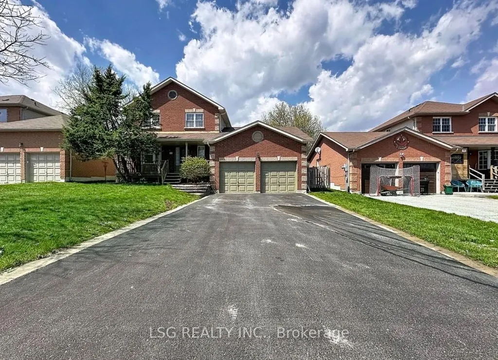 34 South Balsam Street Uxbridge ON L9P 1V2