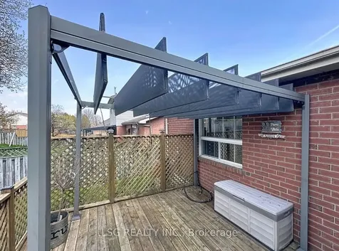 34 South Balsam Street Uxbridge ON L9P 1V2