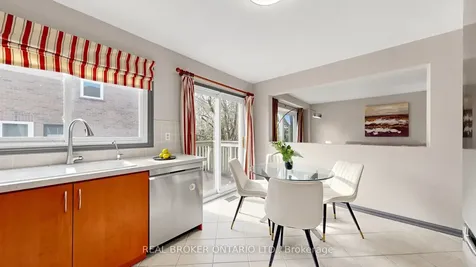 150 Bradbeer Crescent Vaughan ON L4J 5M7