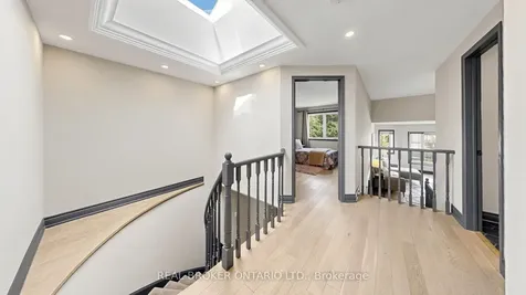 150 Bradbeer Crescent Vaughan ON L4J 5M7