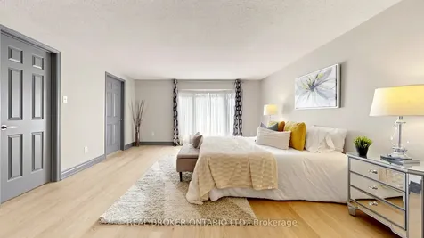 150 Bradbeer Crescent Vaughan ON L4J 5M7