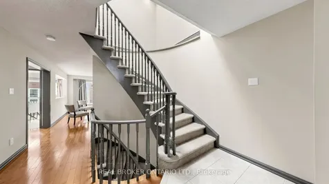 150 Bradbeer Crescent Vaughan ON L4J 5M7