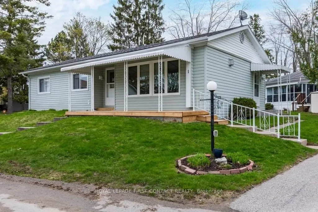 1 Juniper Court Innisfil ON L9S 1N2