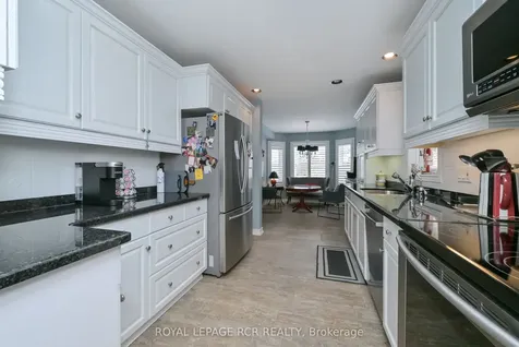 50 Bella Vista Trail New Tecumseth ON L9R 2C6