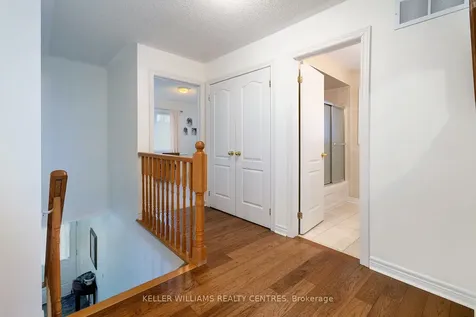 97 Woodbury Crescent Newmarket ON L3X 2T2