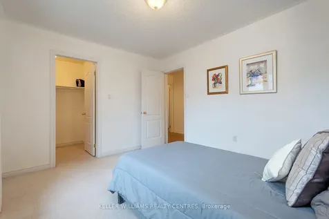 97 Woodbury Crescent Newmarket ON L3X 2T2