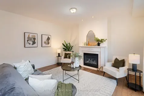 97 Woodbury Crescent Newmarket ON L3X 2T2