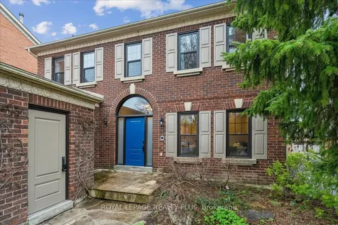 34 Theobalds Circle Richmond Hill ON L4C 9C6