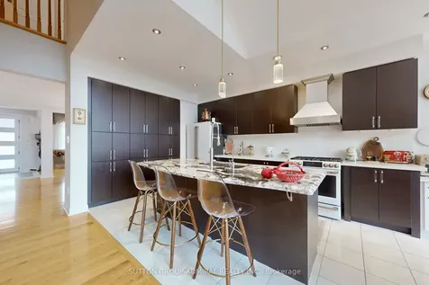 62 Waterton Way Bradford West Gwillimbury ON L3Z 0R3