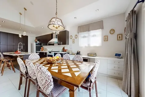 62 Waterton Way Bradford West Gwillimbury ON L3Z 0R3