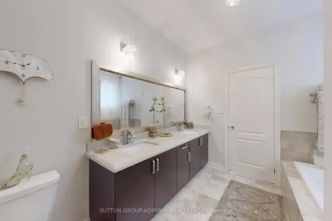 62 Waterton Way Bradford West Gwillimbury ON L3Z 0R3