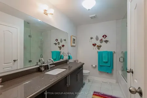 62 Waterton Way Bradford West Gwillimbury ON L3Z 0R3