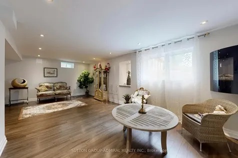62 Waterton Way Bradford West Gwillimbury ON L3Z 0R3