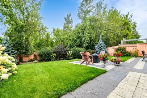 62 Waterton Way Bradford West Gwillimbury ON L3Z 0R3