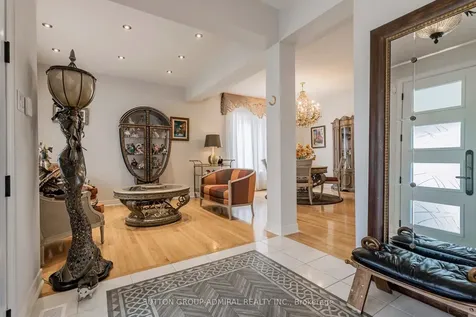 62 Waterton Way Bradford West Gwillimbury ON L3Z 0R3