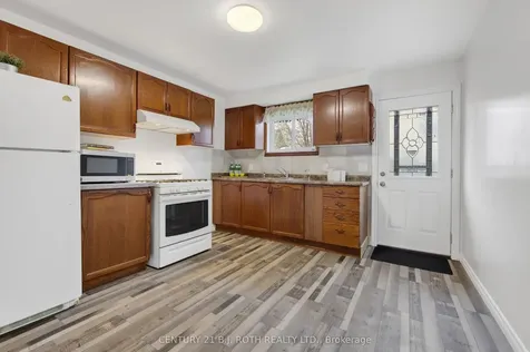 109 Malcolm Street Essa ON L0M 1B0
