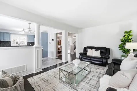 124 Armstrong Crescent Bradford West Gwillimbury ON L3Z 0L3