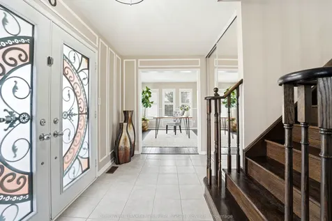 124 Armstrong Crescent Bradford West Gwillimbury ON L3Z 0L3